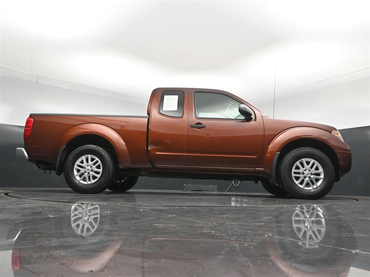 Nissan Frontier SV King Cab 5AT 4WD 2017