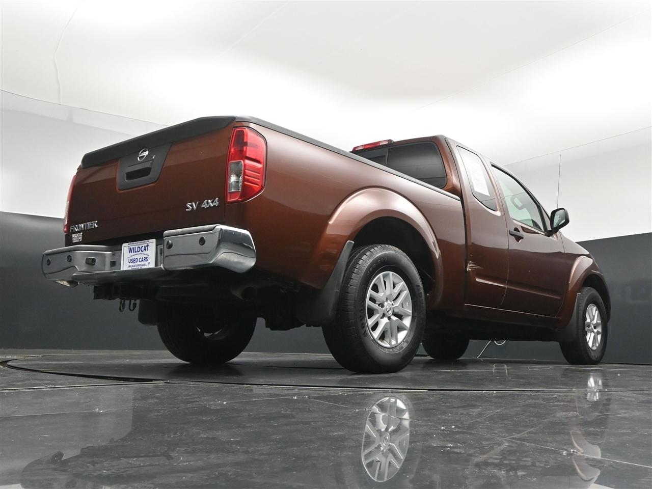 Nissan Frontier SV King Cab 5AT 4WD 2017