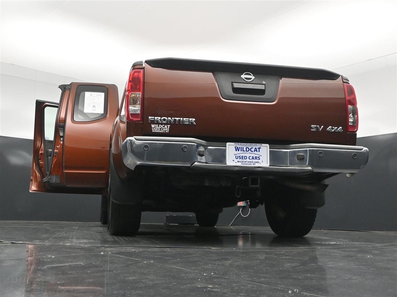 Nissan Frontier SV King Cab 5AT 4WD 2017