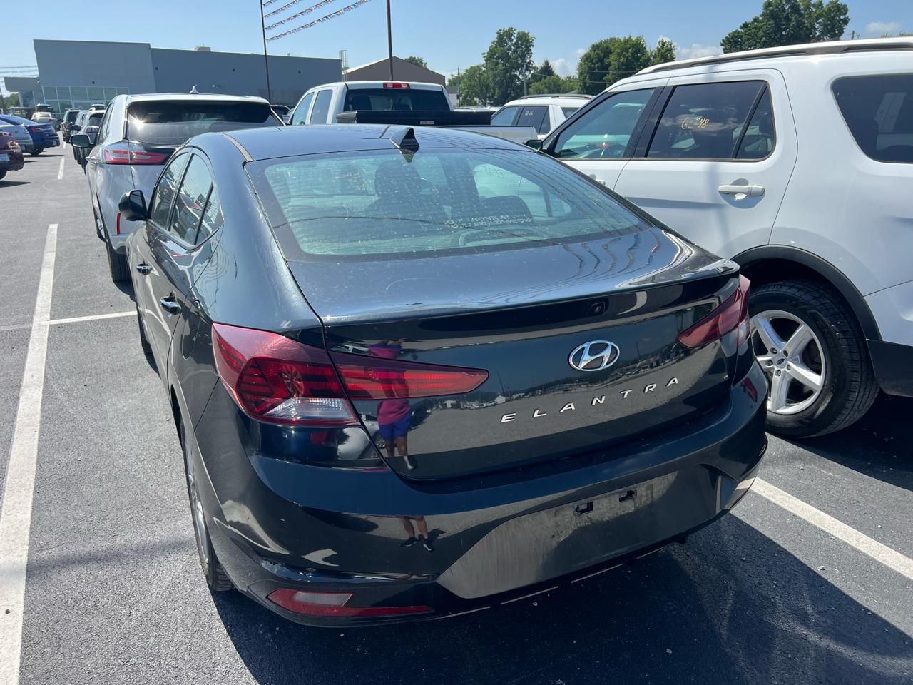 Hyundai Elantra Limited 2019
