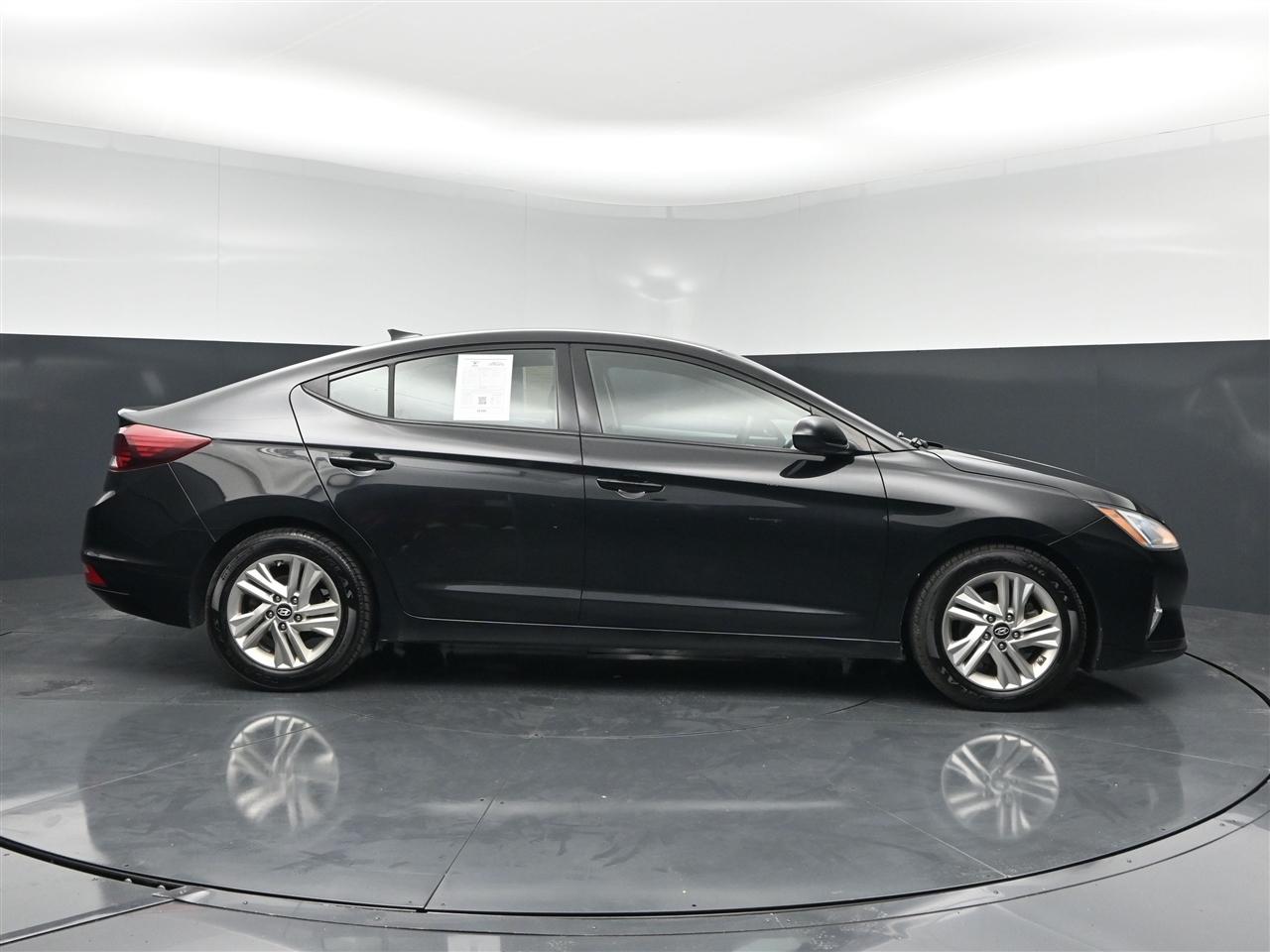 Hyundai Elantra Limited 2019