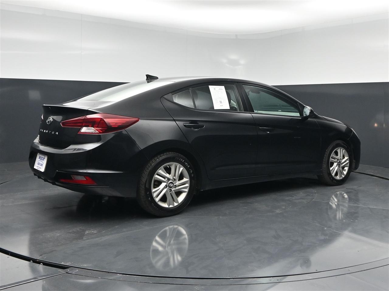 Hyundai Elantra Limited 2019