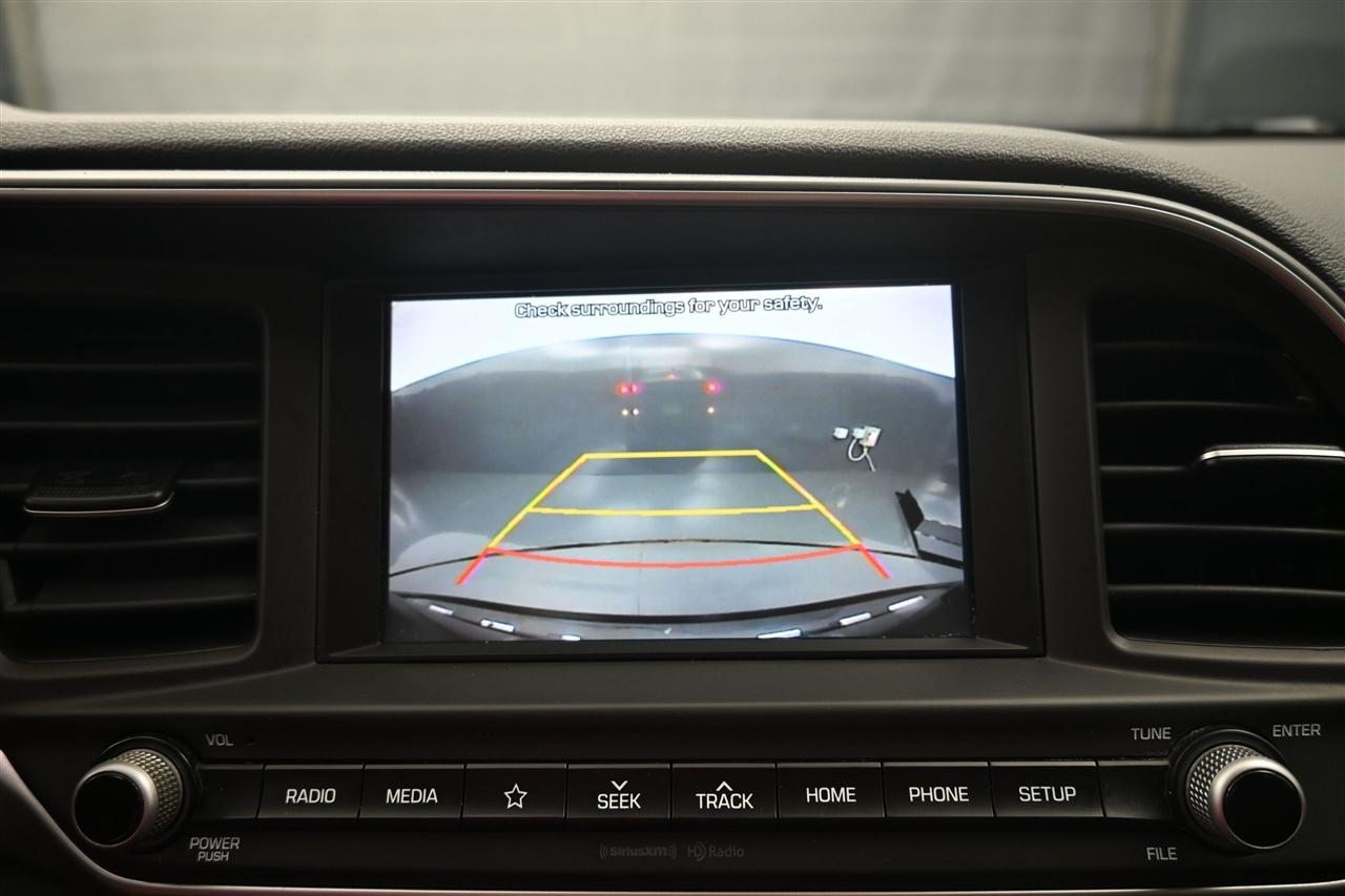Hyundai Elantra Limited 2019