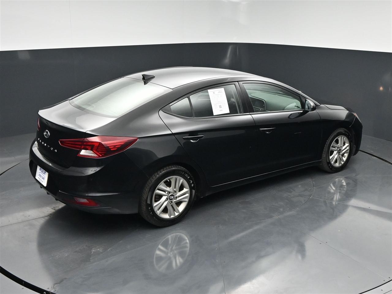 Hyundai Elantra Limited 2019