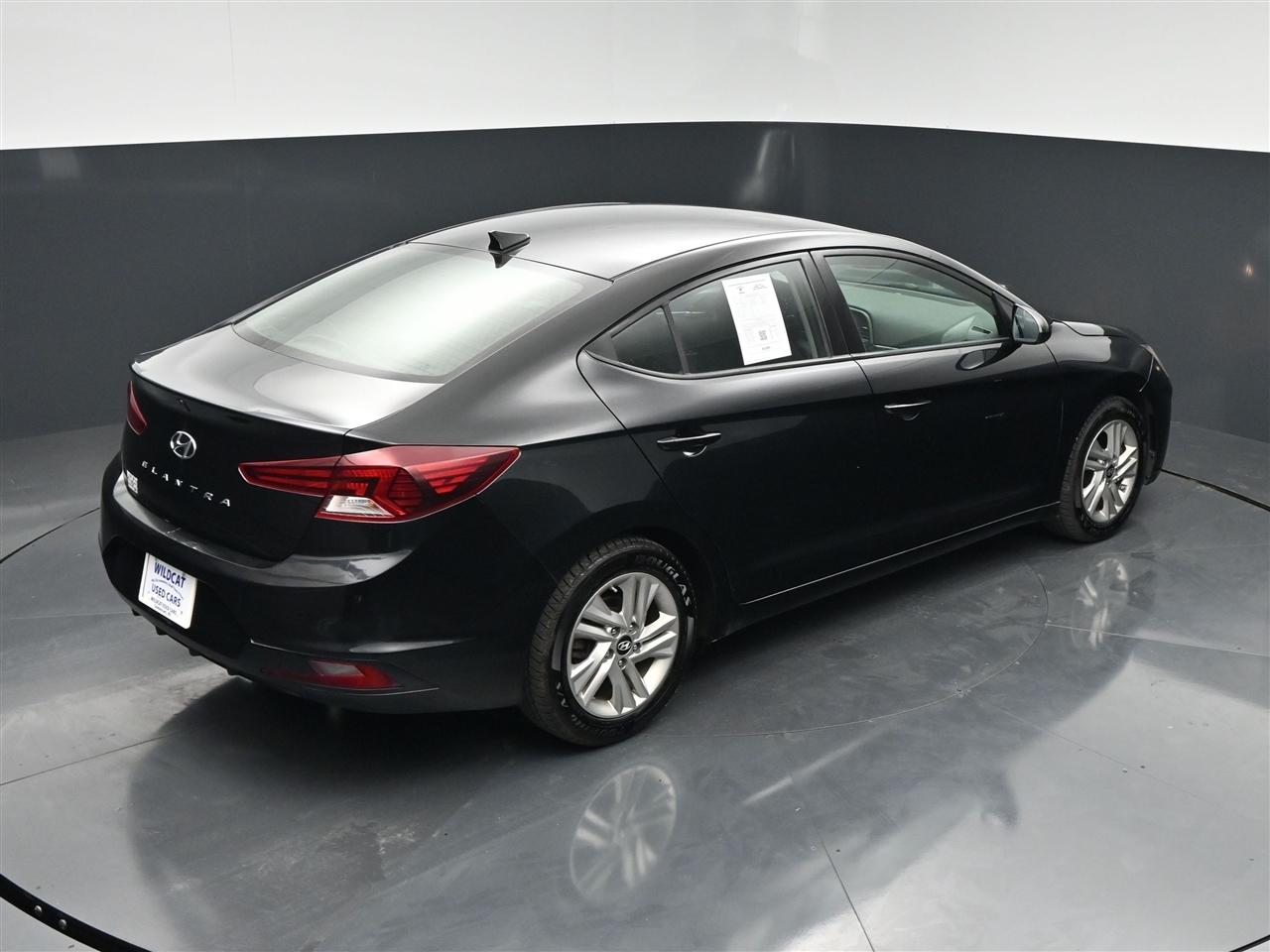 Hyundai Elantra Limited 2019