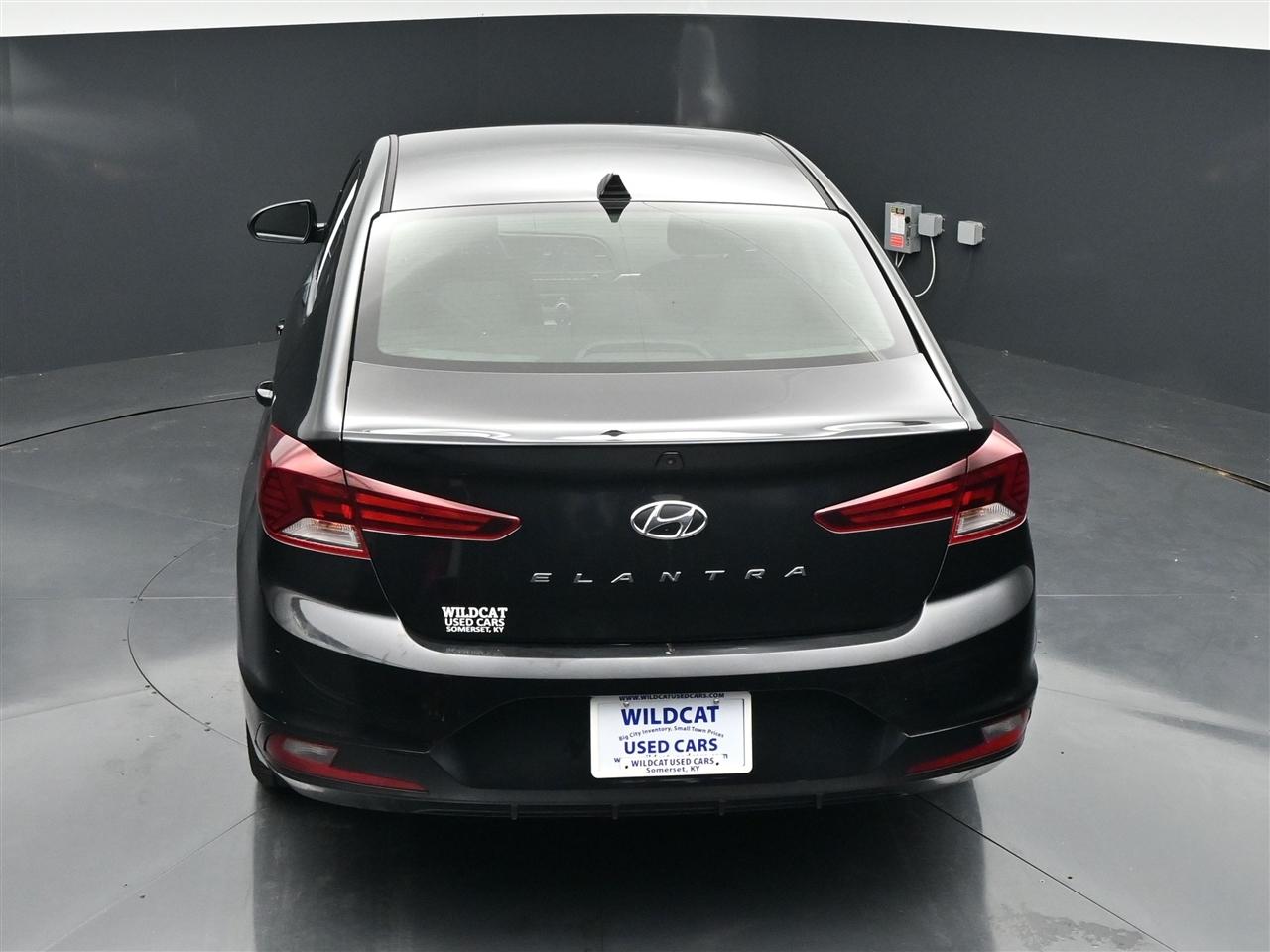 Hyundai Elantra Limited 2019