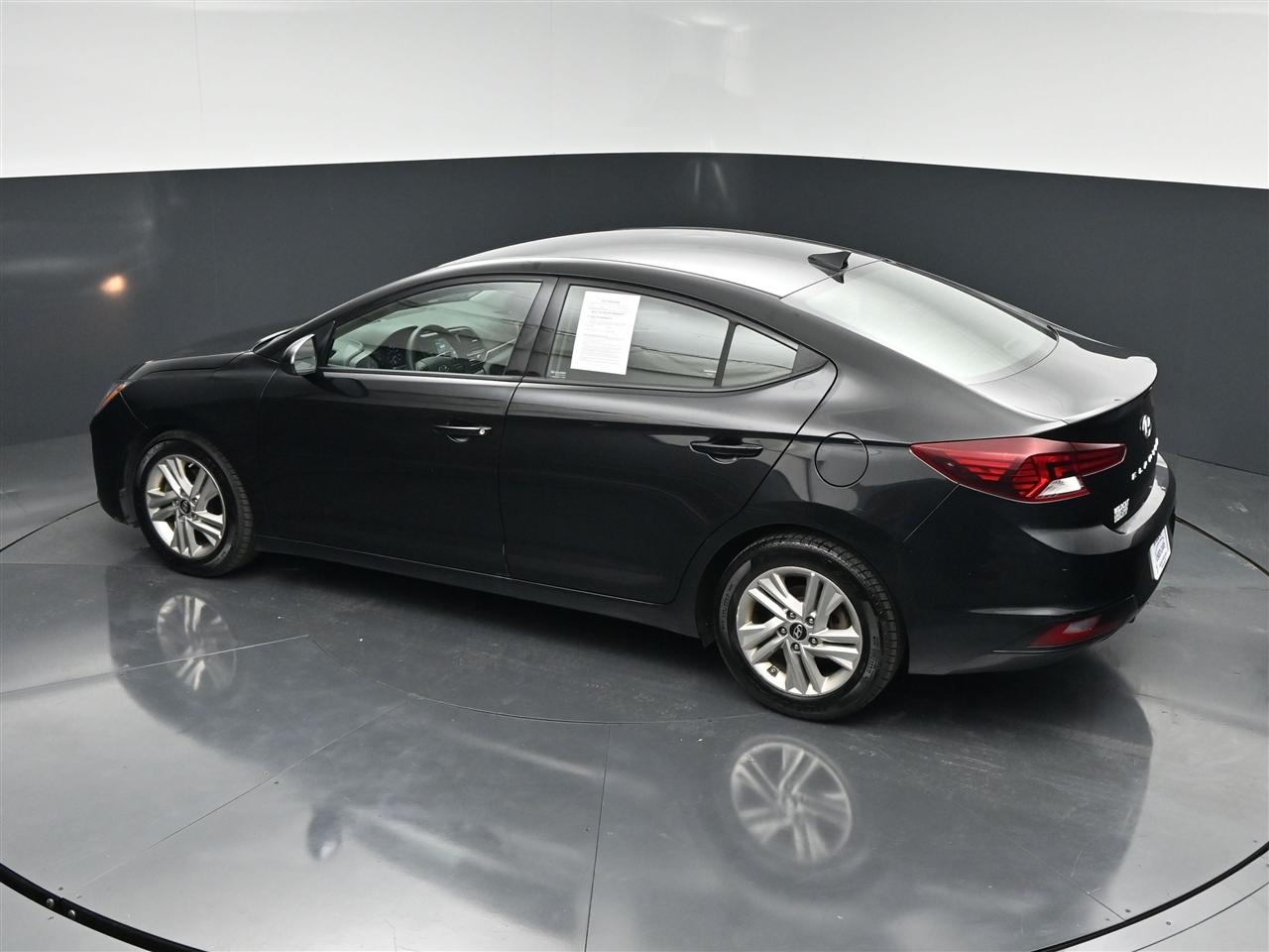 Hyundai Elantra Limited 2019