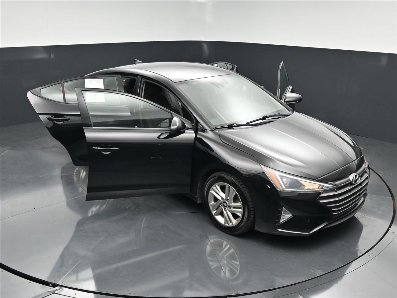Hyundai Elantra Limited 2019