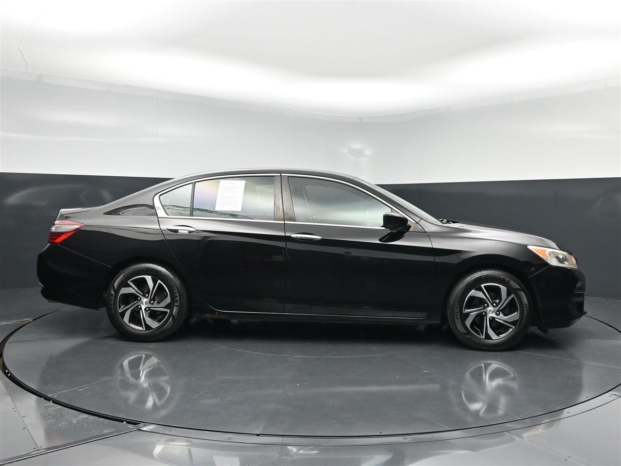 Honda Accord LX Sedan CVT 2017