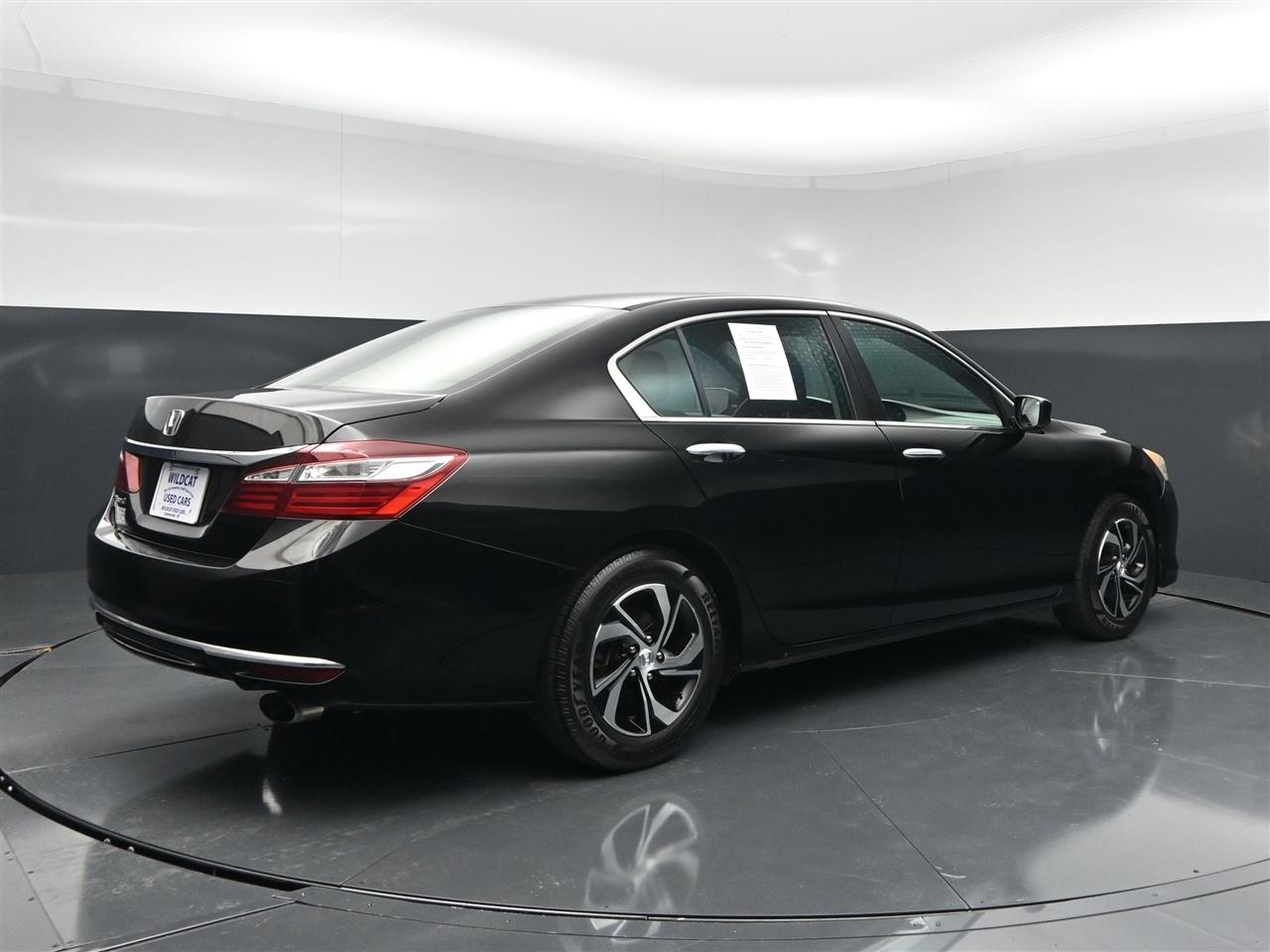 Honda Accord LX Sedan CVT 2017