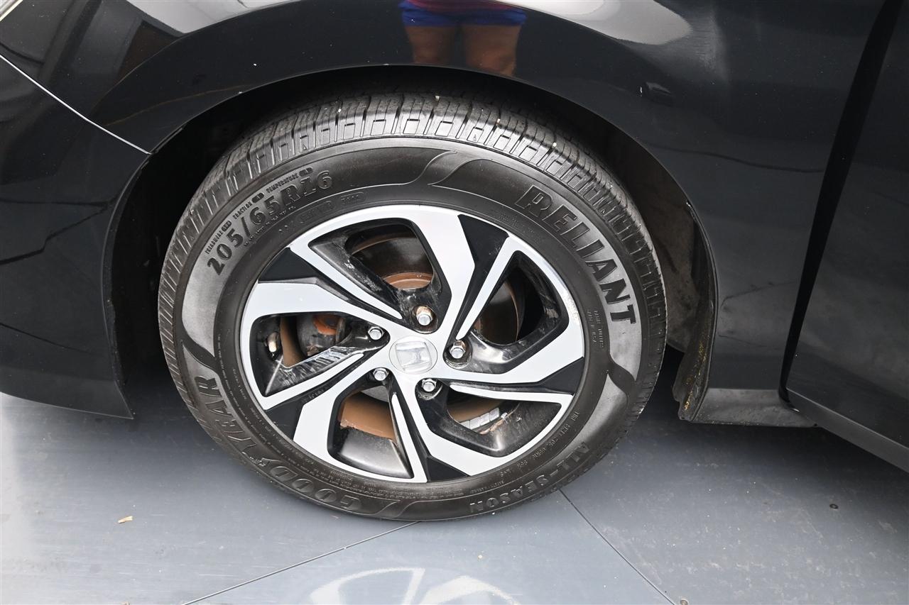 Honda Accord LX Sedan CVT 2017
