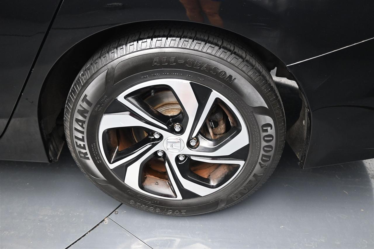 Honda Accord LX Sedan CVT 2017