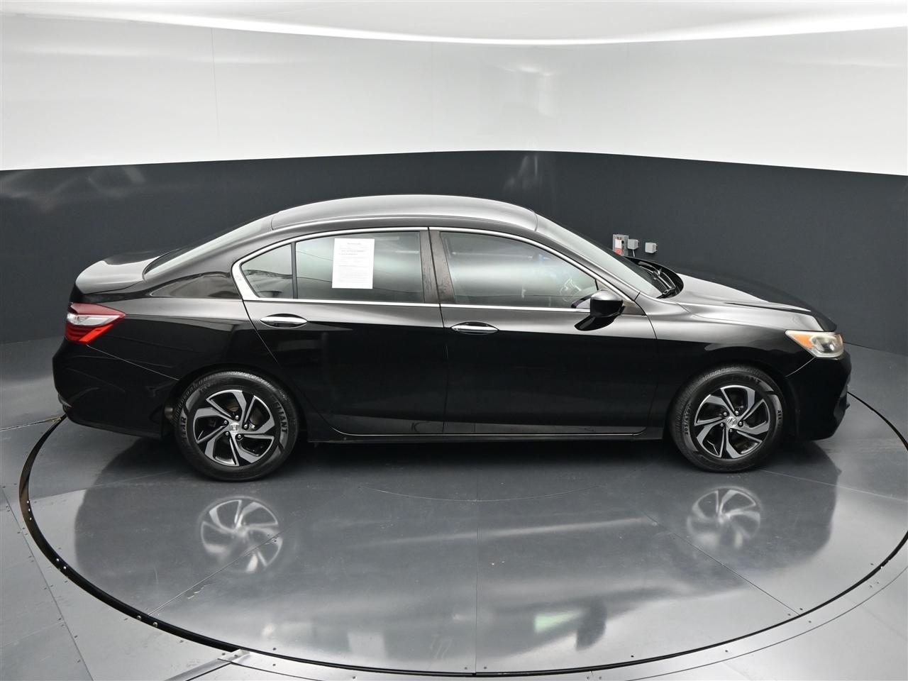 Honda Accord LX Sedan CVT 2017