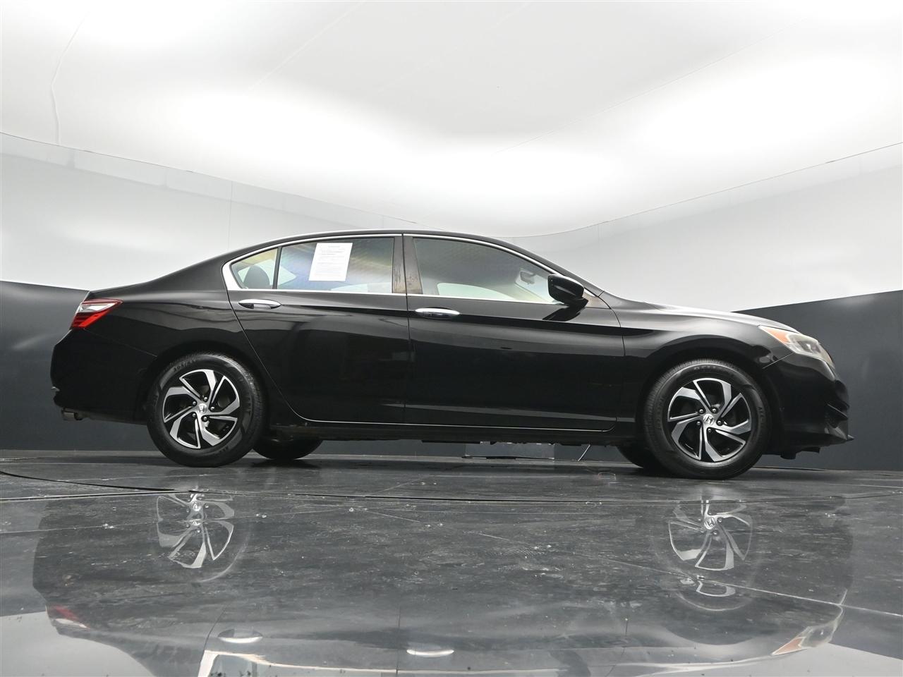 Honda Accord LX Sedan CVT 2017