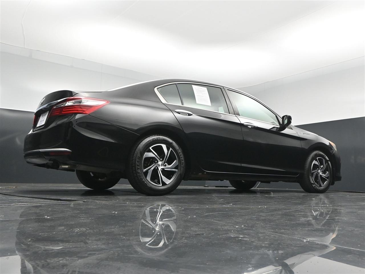 Honda Accord LX Sedan CVT 2017