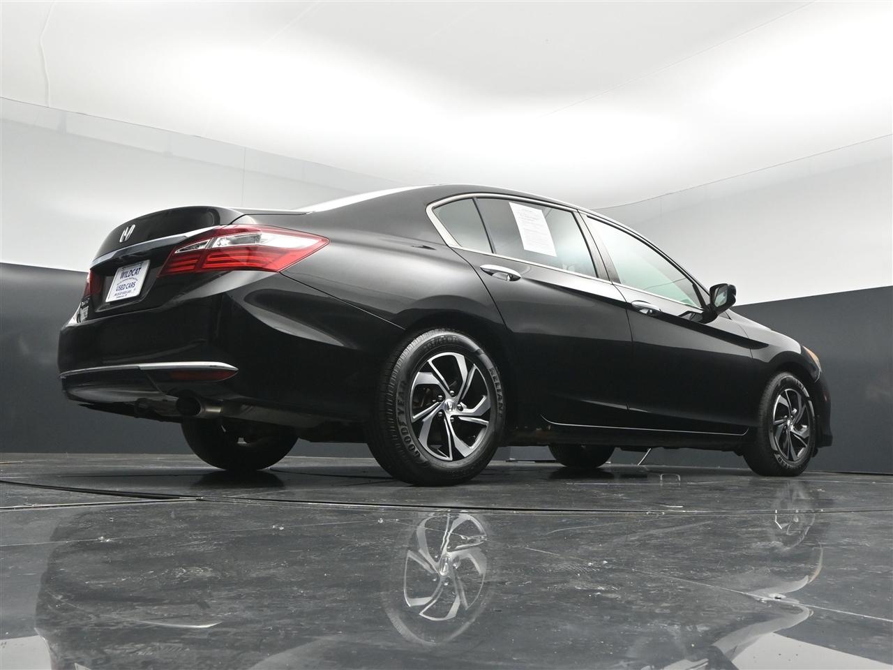 Honda Accord LX Sedan CVT 2017
