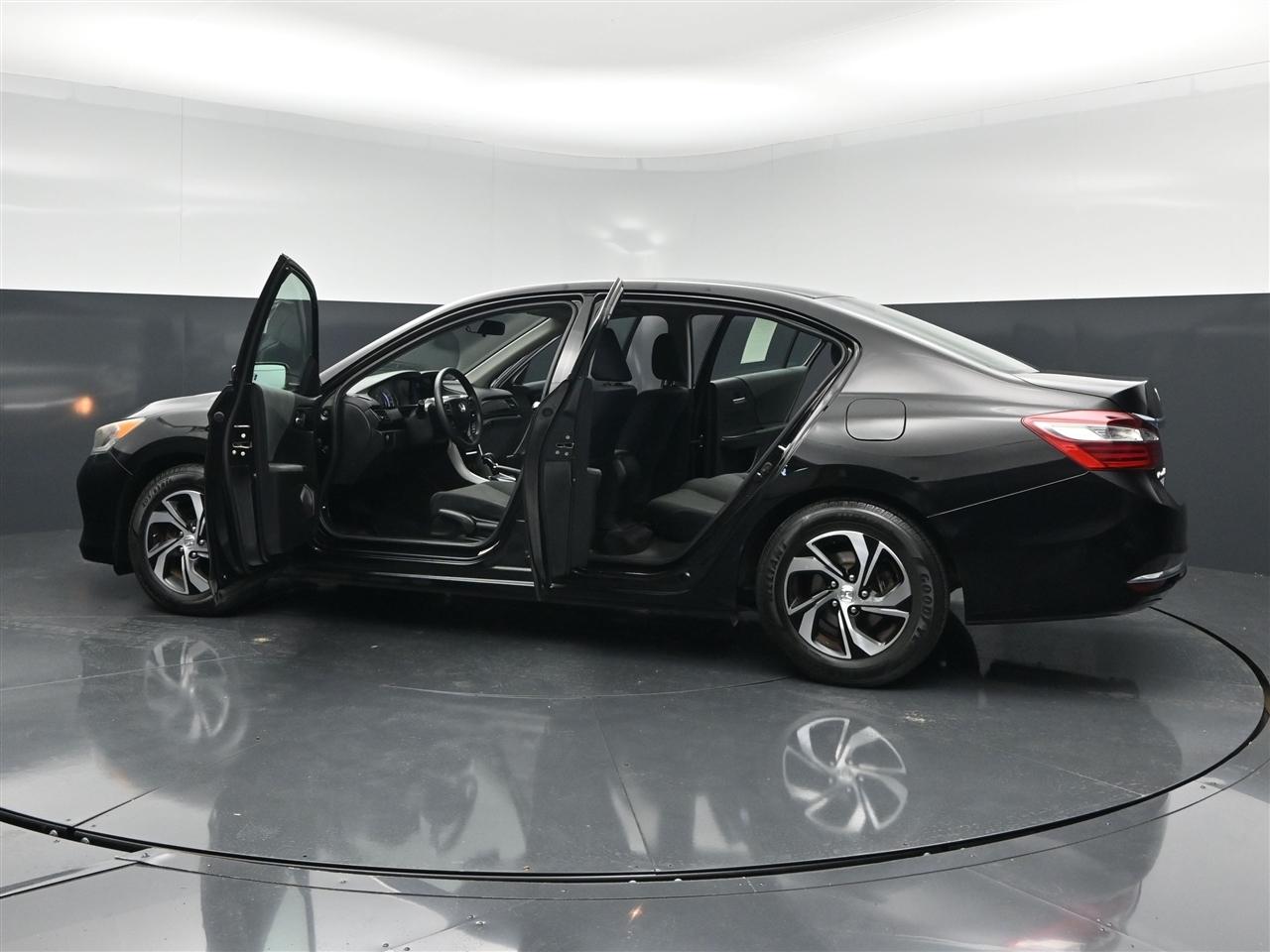Honda Accord LX Sedan CVT 2017