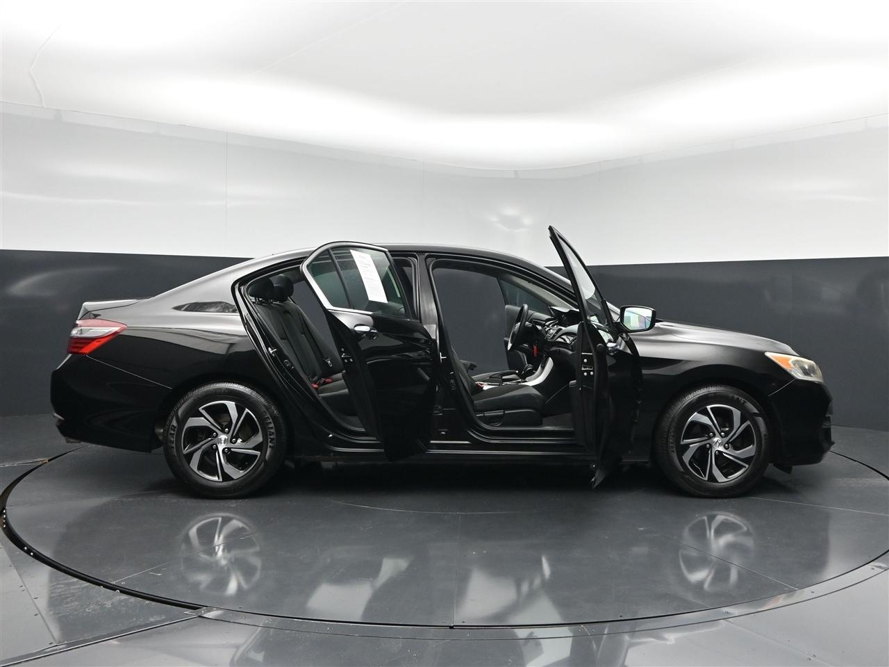 Honda Accord LX Sedan CVT 2017