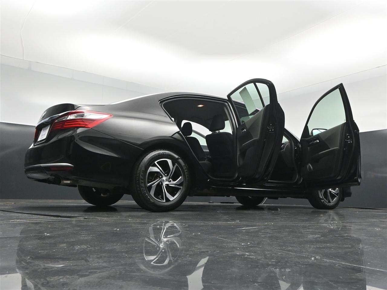 Honda Accord LX Sedan CVT 2017