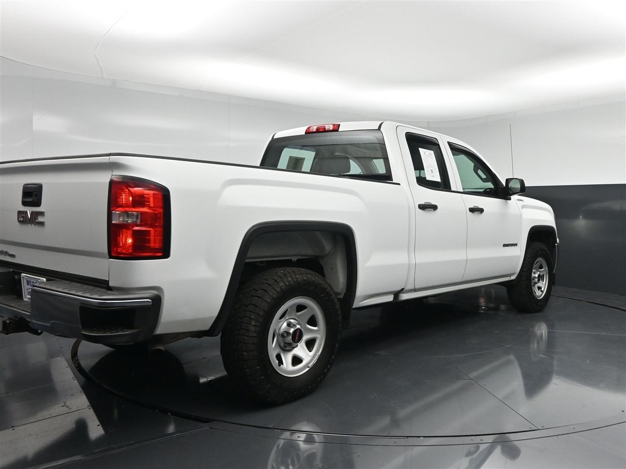 GMC Sierra 1500 Base Double Cab 4WD 2019