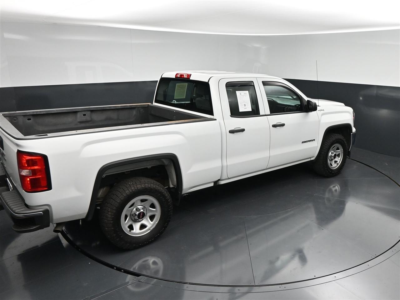 GMC Sierra 1500 Base Double Cab 4WD 2019