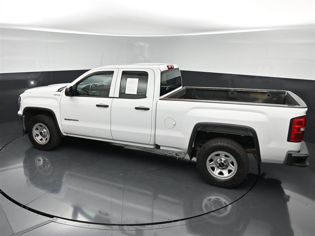 GMC Sierra 1500 Base Double Cab 4WD 2019