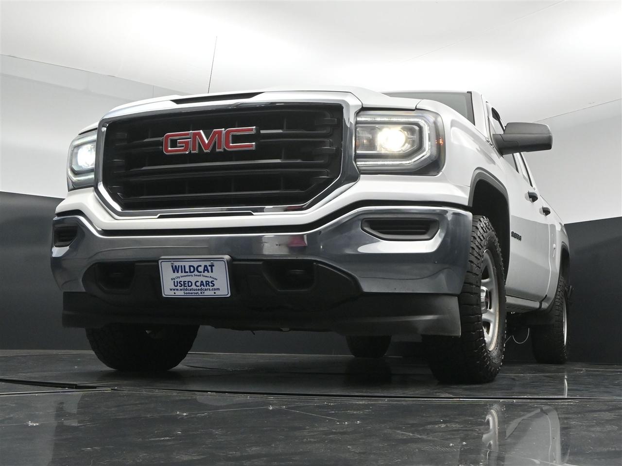 GMC Sierra 1500 Base Double Cab 4WD 2019