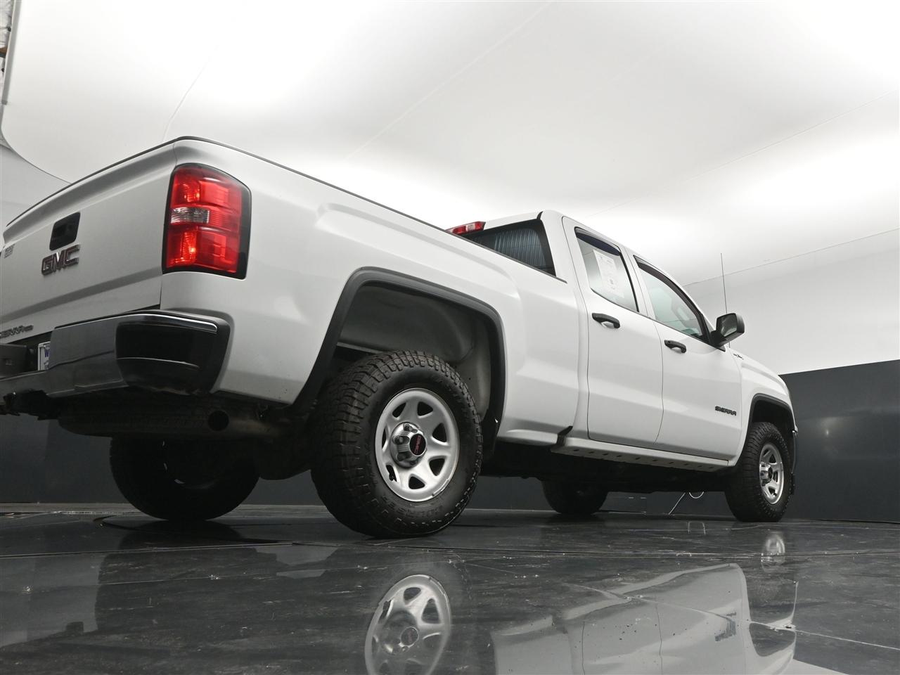 GMC Sierra 1500 Base Double Cab 4WD 2019