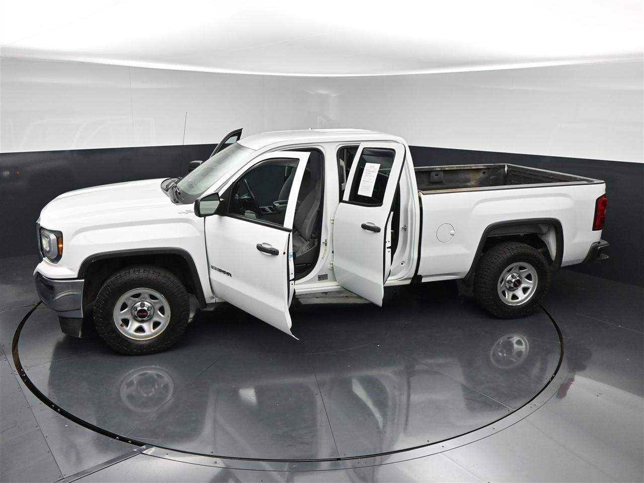 GMC Sierra 1500 Base Double Cab 4WD 2019