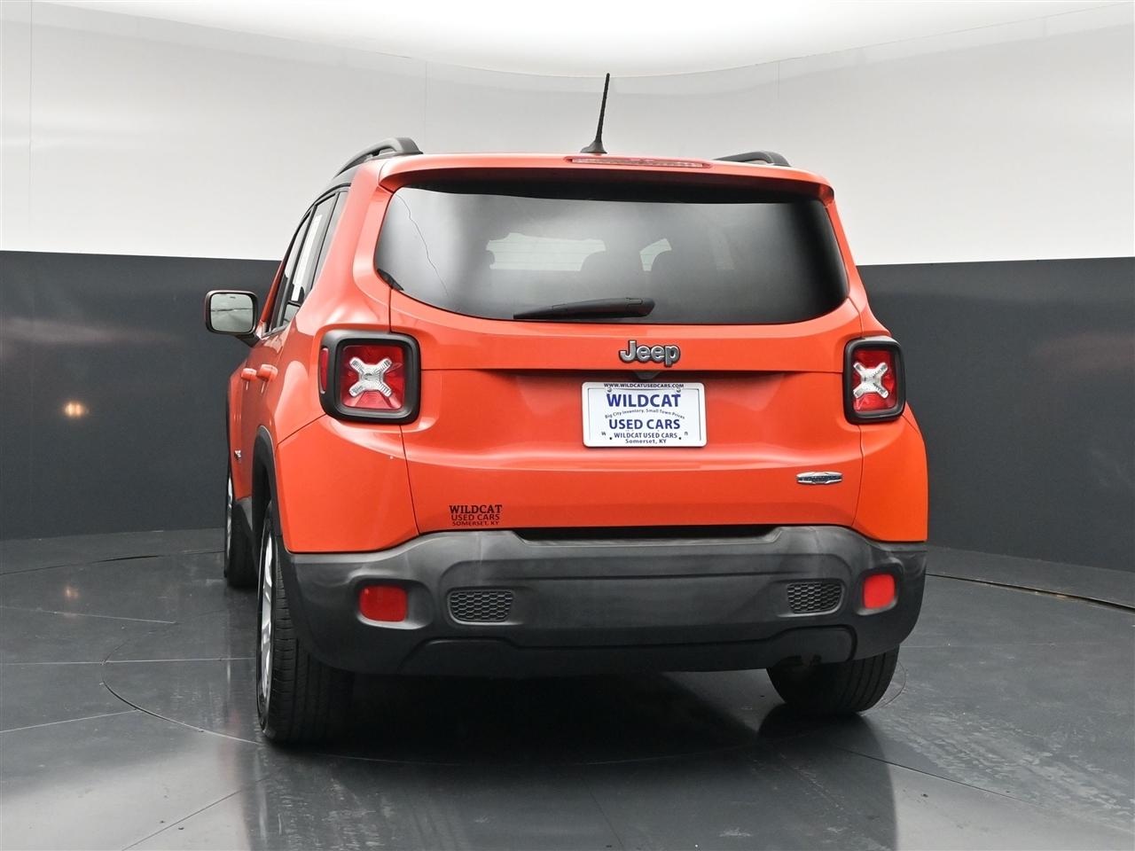 Jeep Renegade Latitude FWD 2016