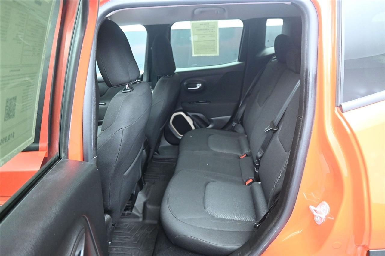 Jeep Renegade Latitude FWD 2016