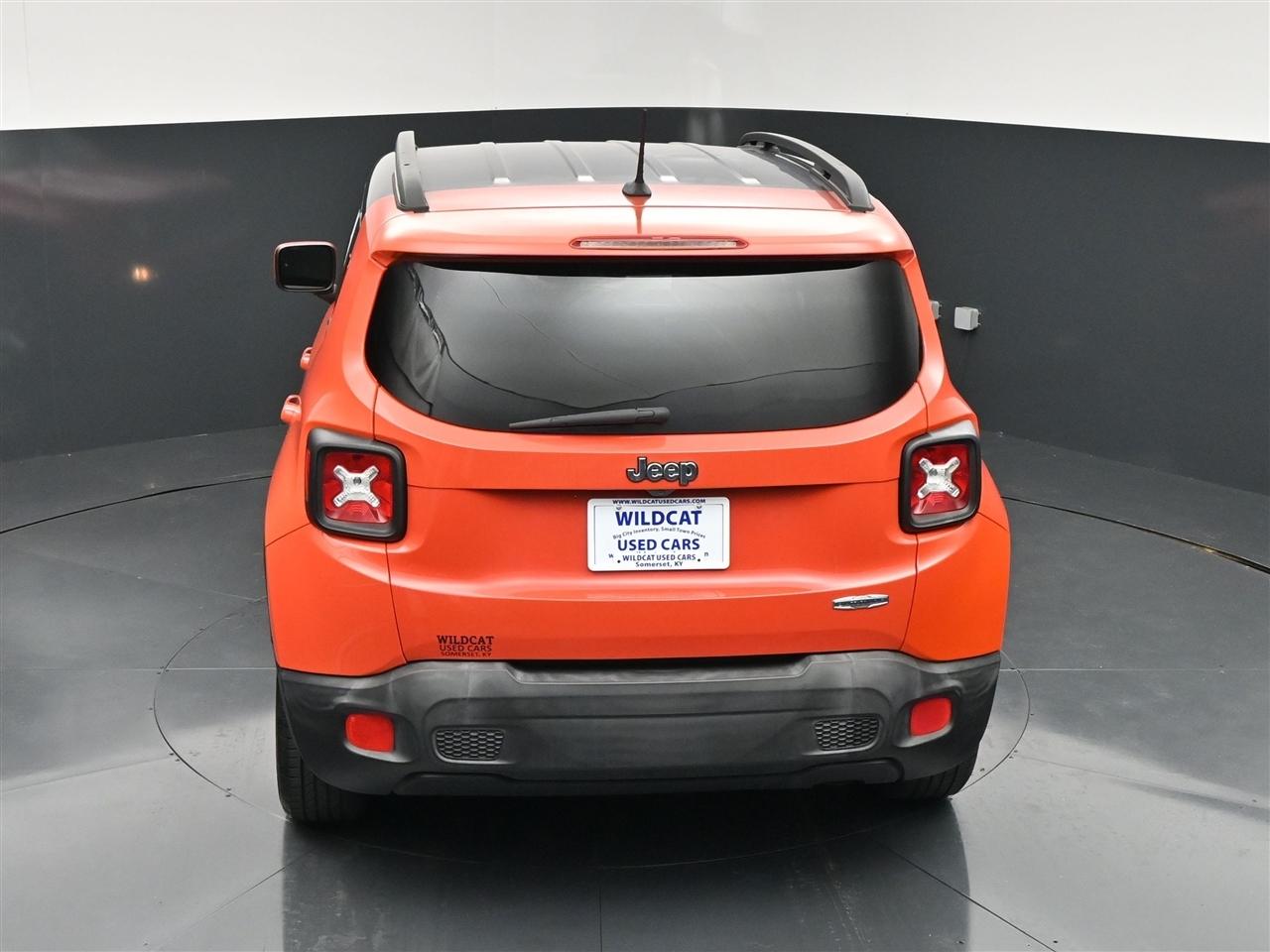 Jeep Renegade Latitude FWD 2016
