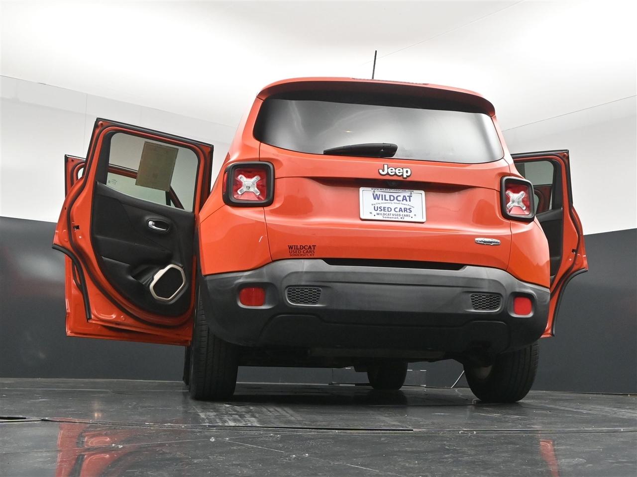 Jeep Renegade Latitude FWD 2016