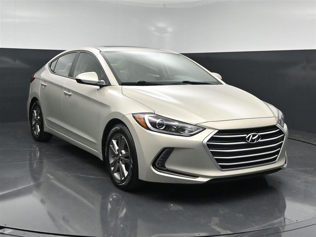 Hyundai Elantra Value Edition 6A 2017
