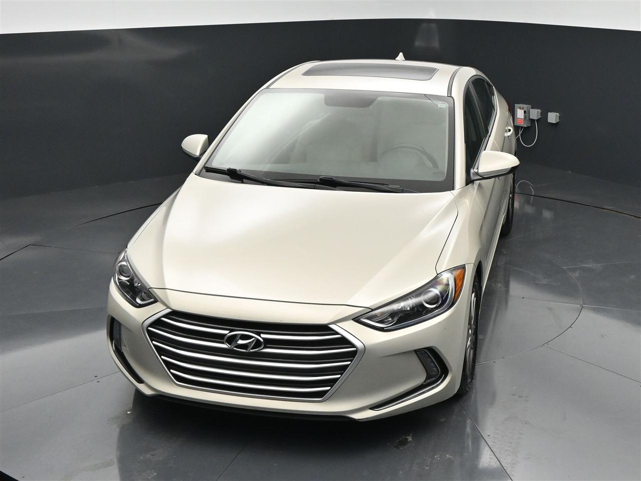 Hyundai Elantra Value Edition 6A 2017