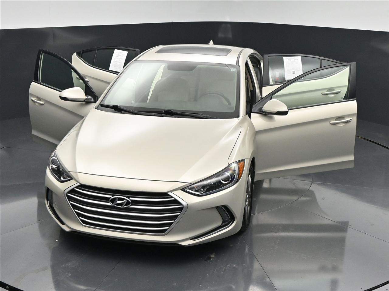 Hyundai Elantra Value Edition 6A 2017