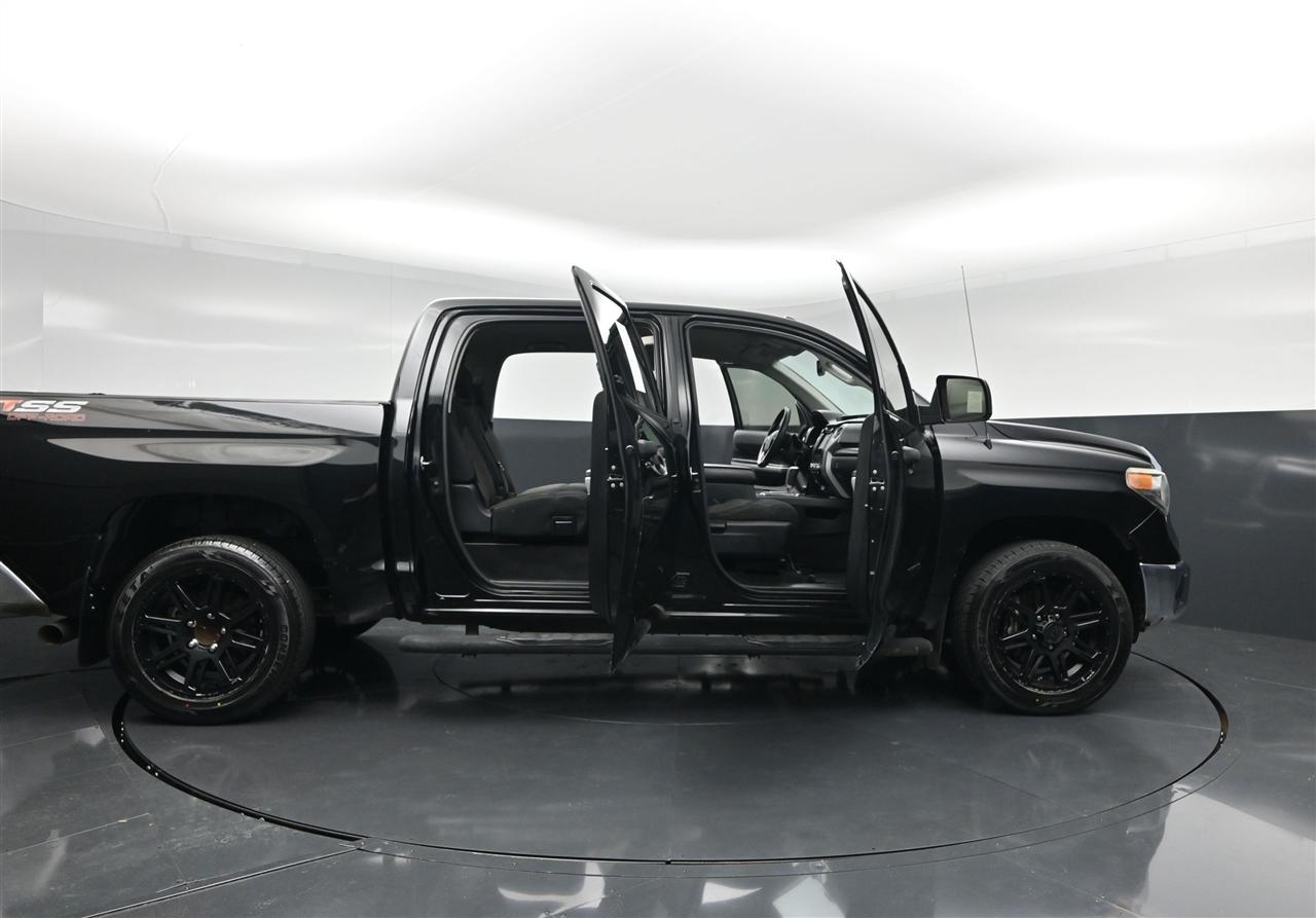 Toyota Tundra SR5 4.6L V8 CrewMax 2WD 2019