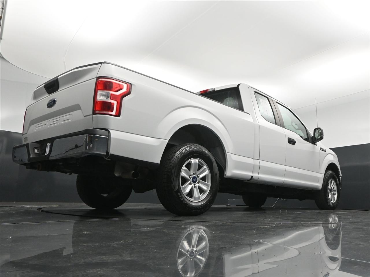 Ford F-150 XL SuperCab 8-ft. 2WD 2020