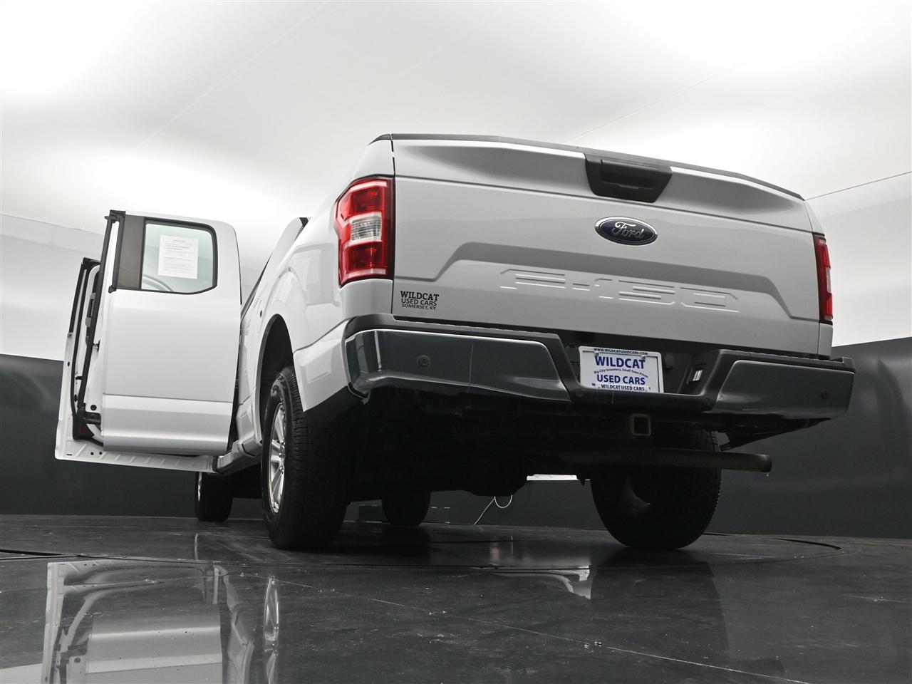 Ford F-150 XL SuperCab 8-ft. 2WD 2020