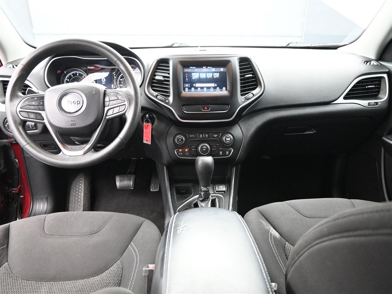 Jeep Cherokee Latitude FWD 2019