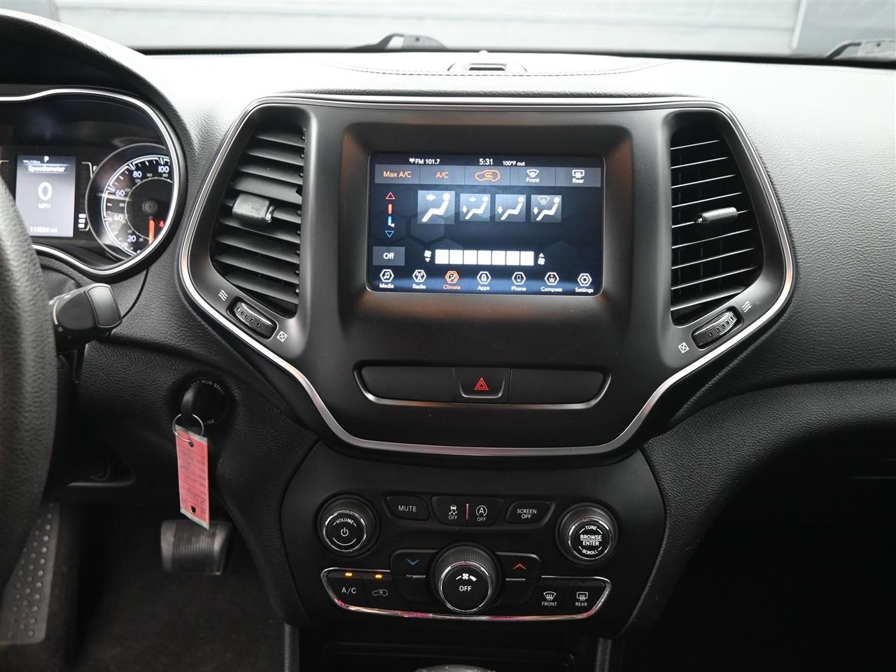 Jeep Cherokee Latitude FWD 2019