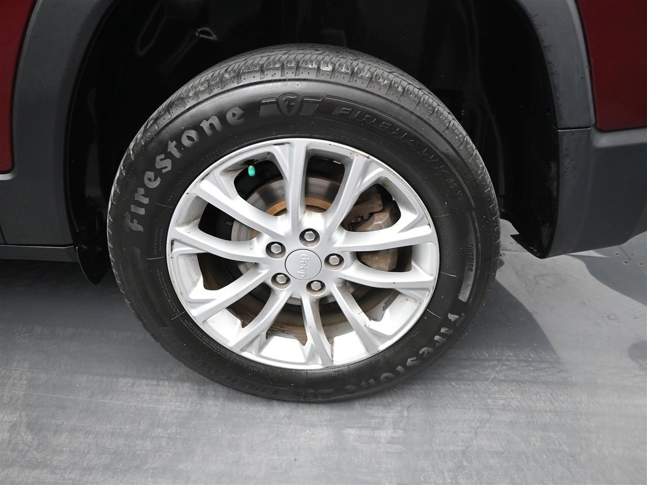Jeep Cherokee Latitude FWD 2019