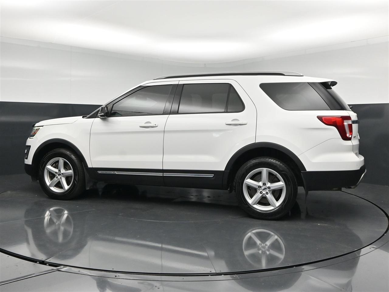 Ford Explorer XLT 4WD 2017