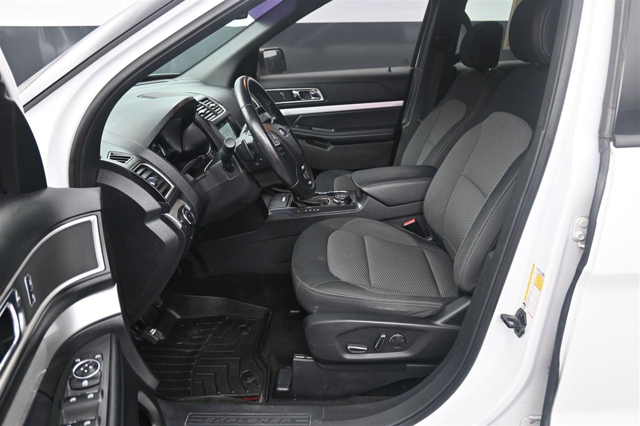 Ford Explorer XLT 4WD 2017