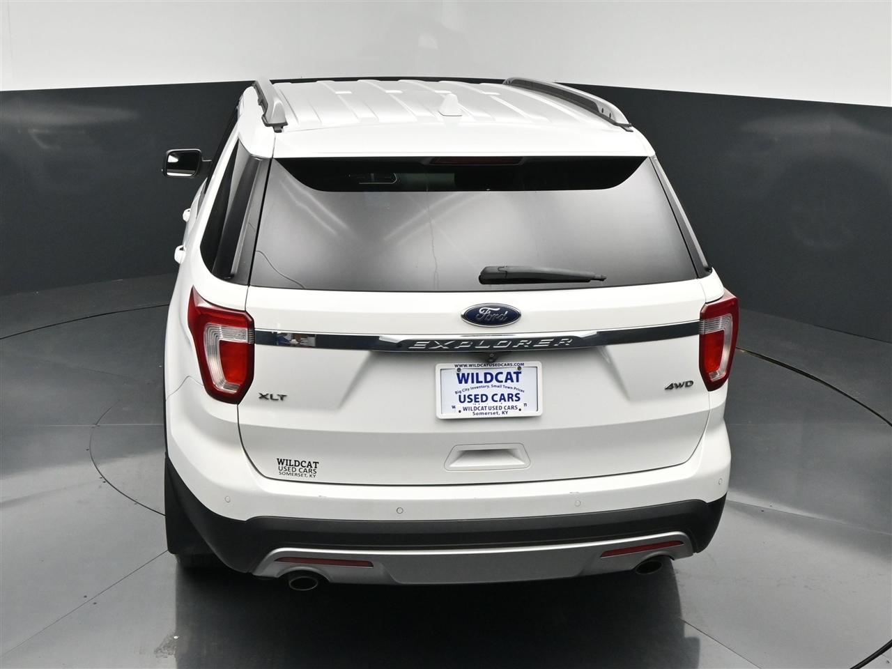 Ford Explorer XLT 4WD 2017