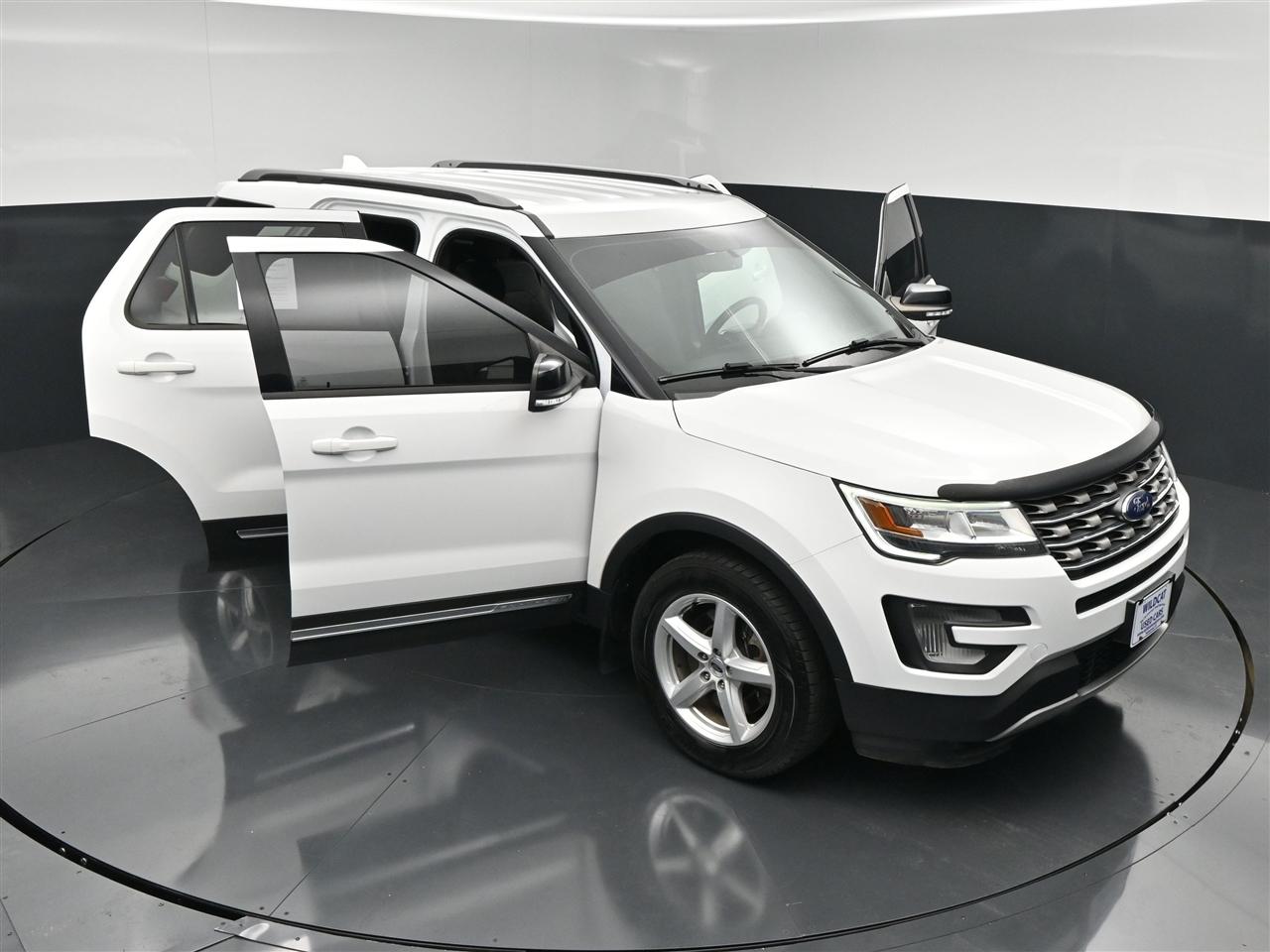Ford Explorer XLT 4WD 2017