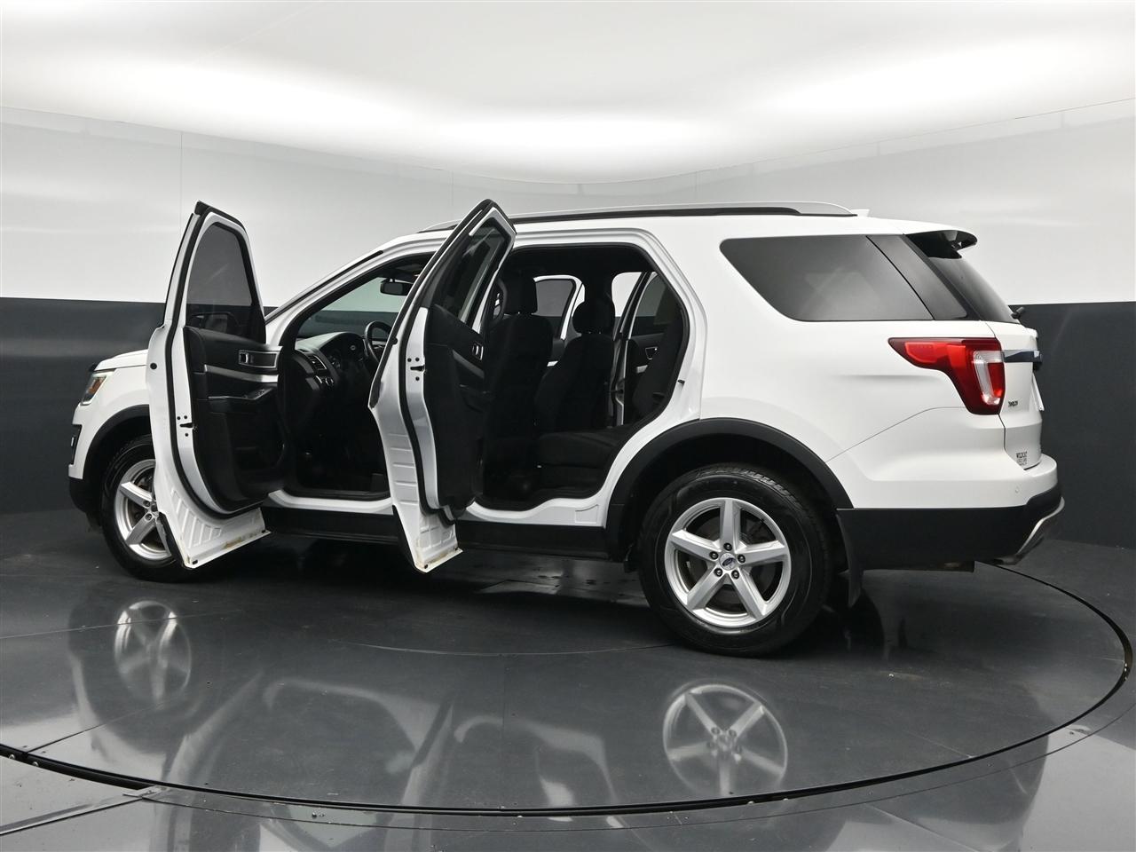 Ford Explorer XLT 4WD 2017