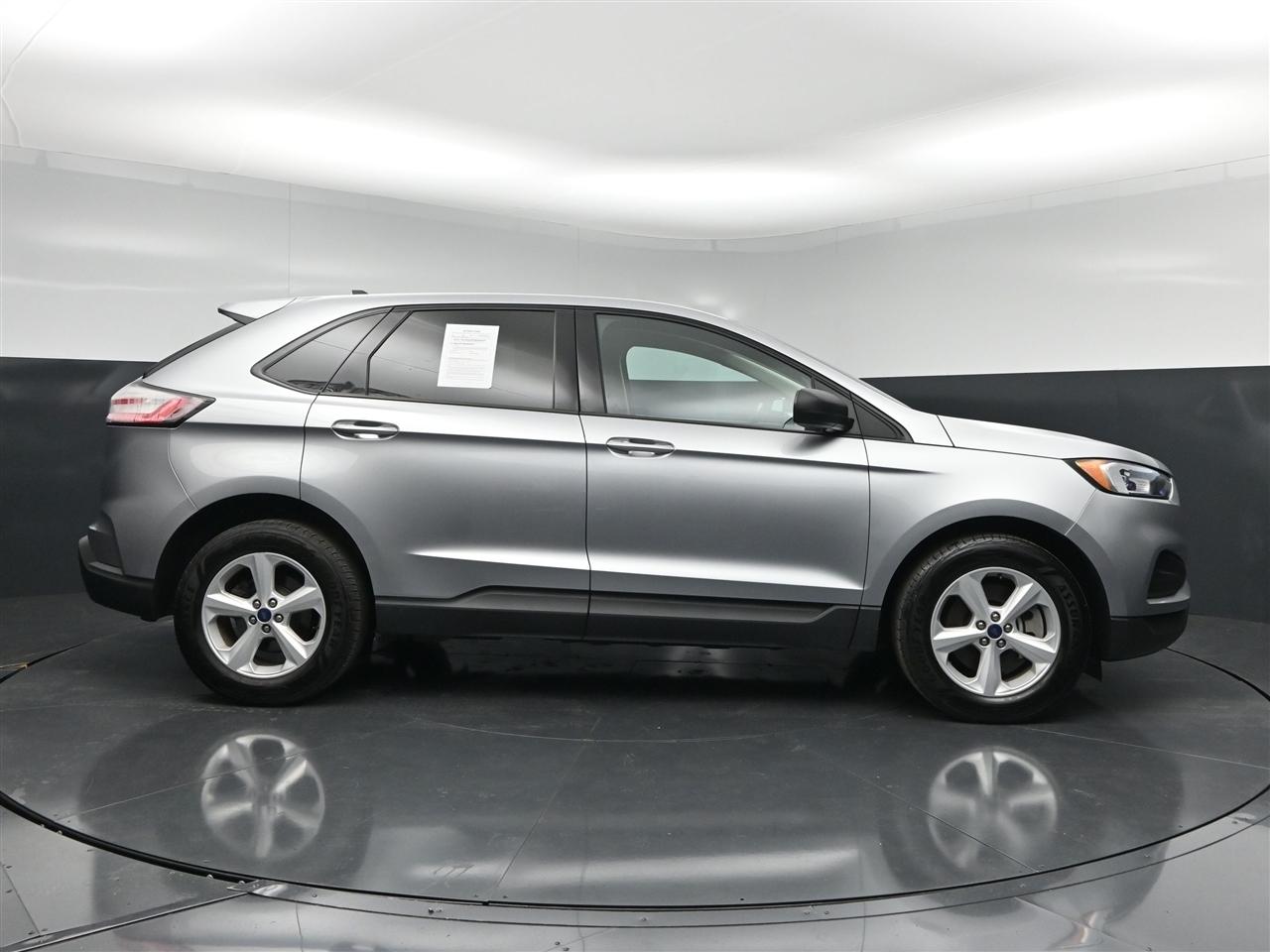 Ford Edge SE FWD 2021