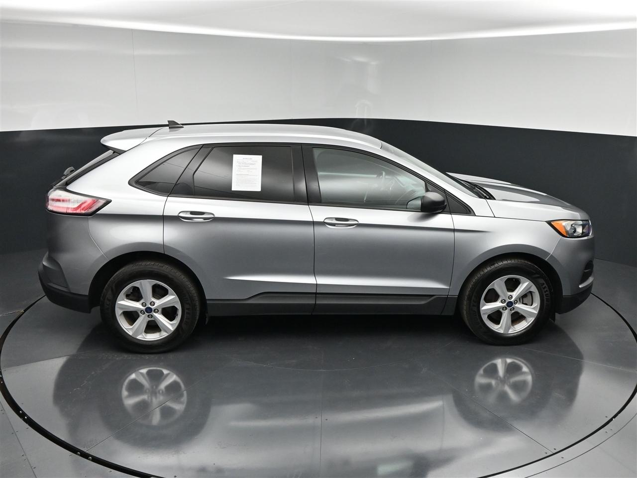 Ford Edge SE FWD 2021