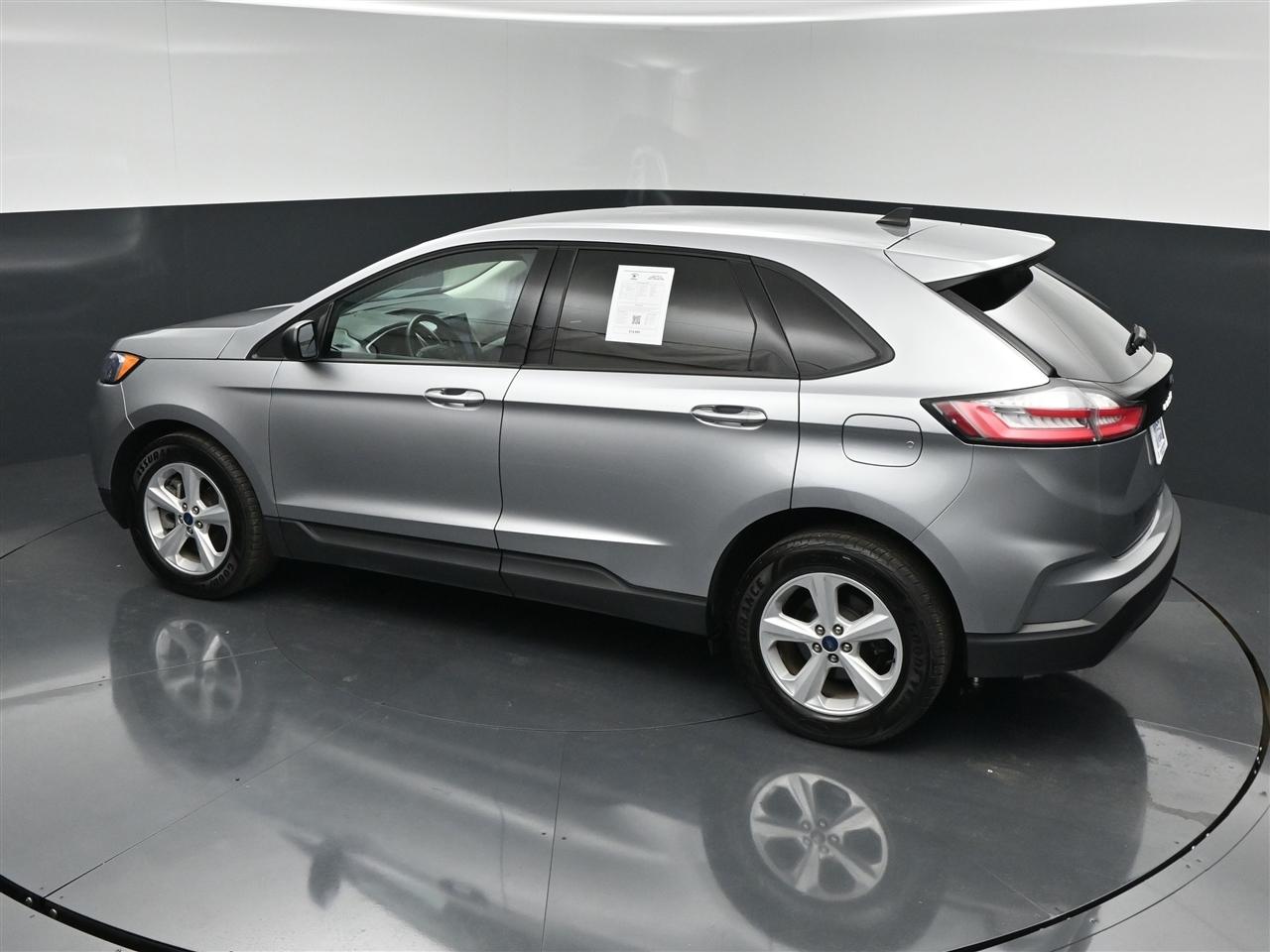 Ford Edge SE FWD 2021